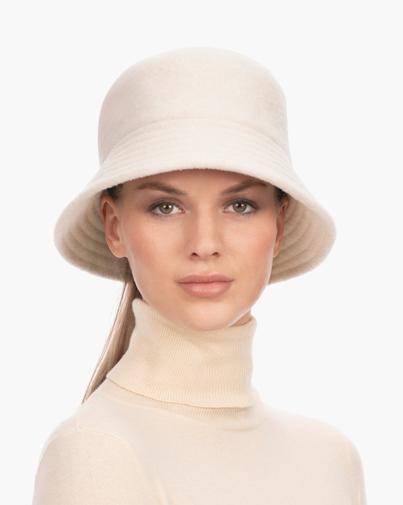 Wool Bucket Soft Cream Eric Javits