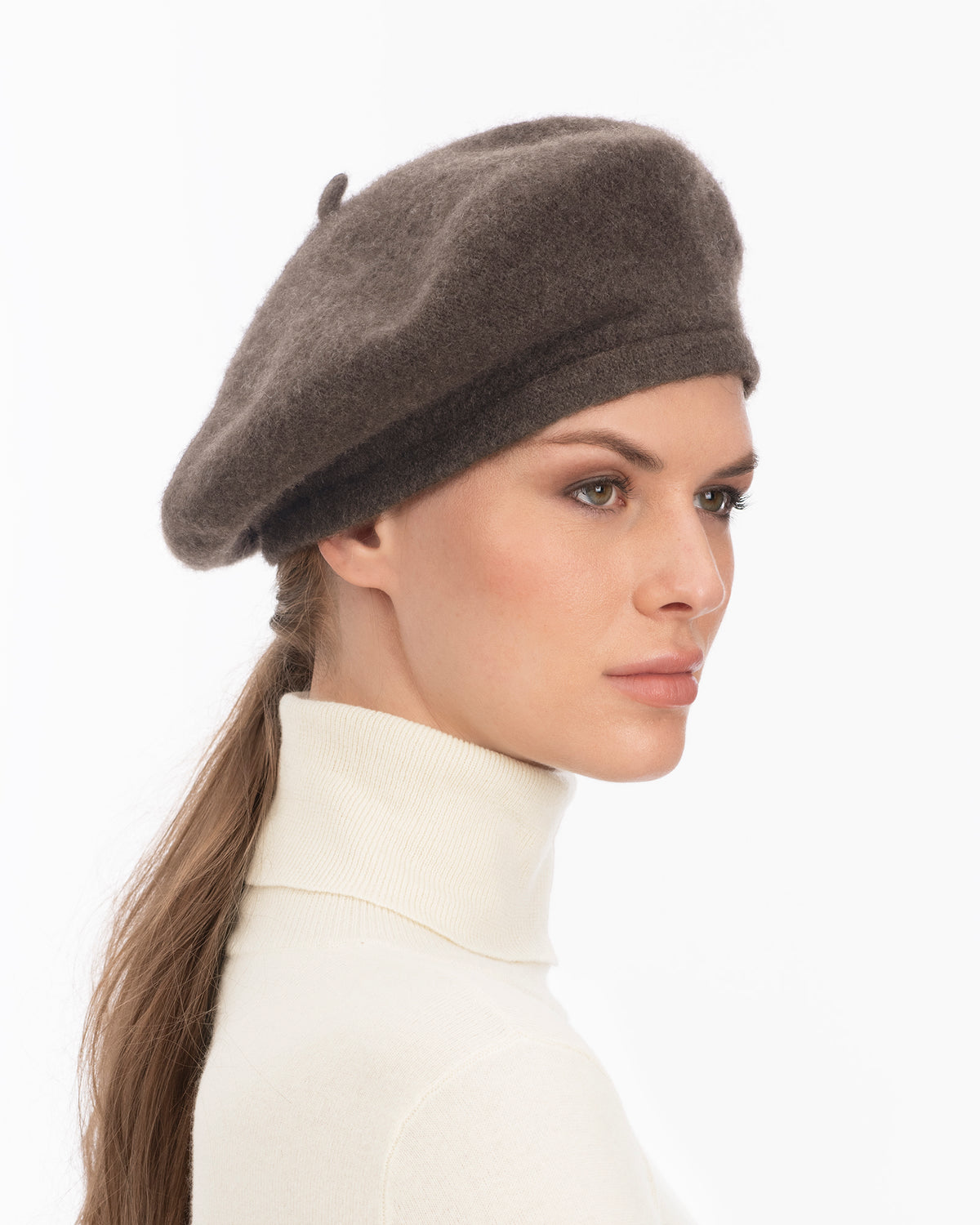 Sophie Beret Taupe Eric Javits