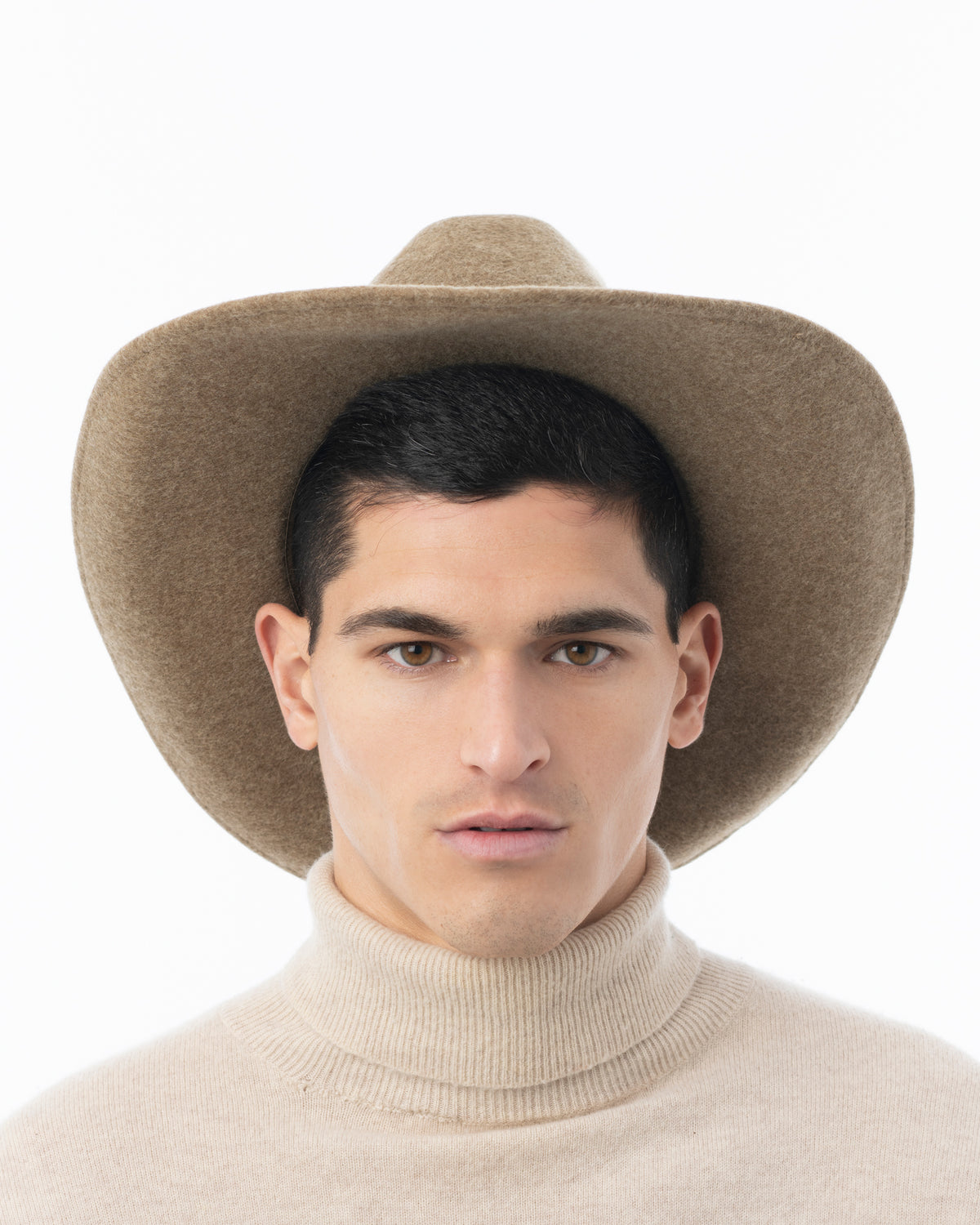 Mr Wool Western Camel