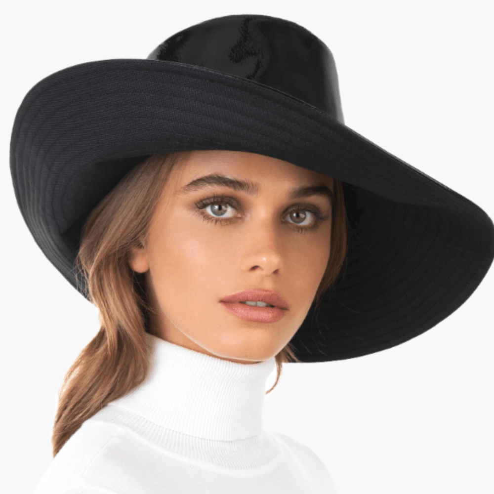 Polished Rain Hats vs Technical Caps: What Actually Stays Put and Dries Fast for a Dinner Plan