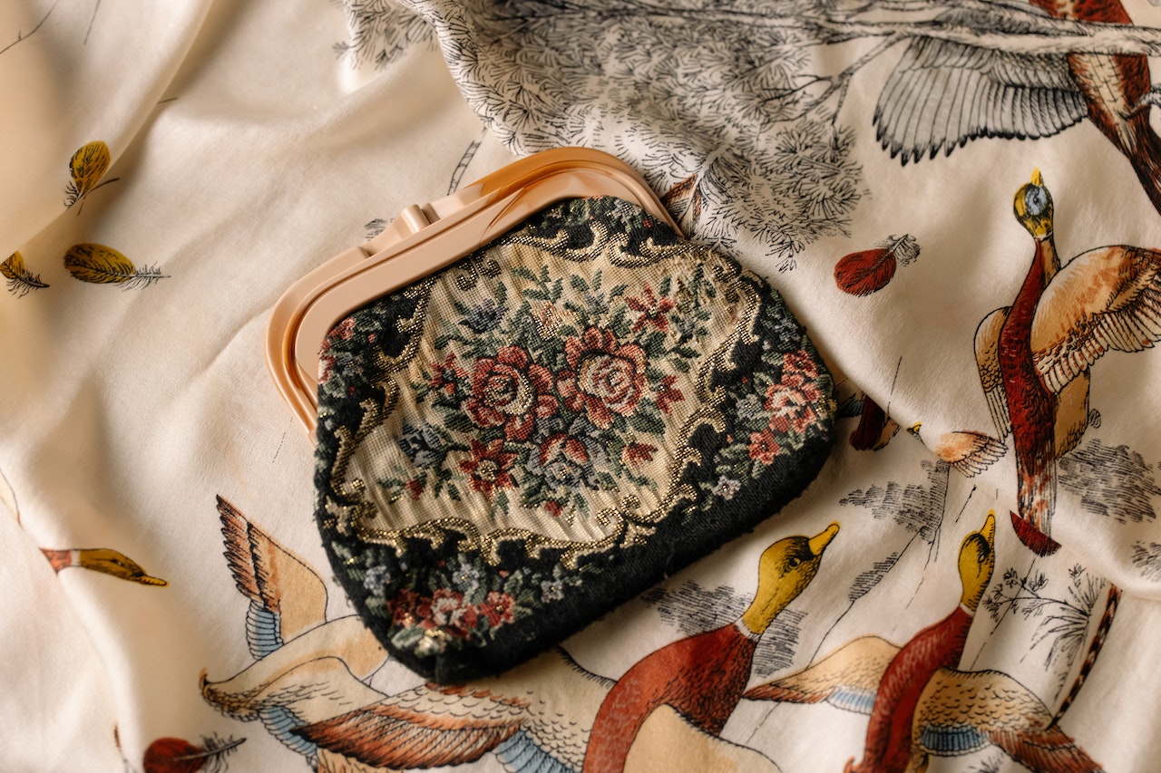 clutch bag