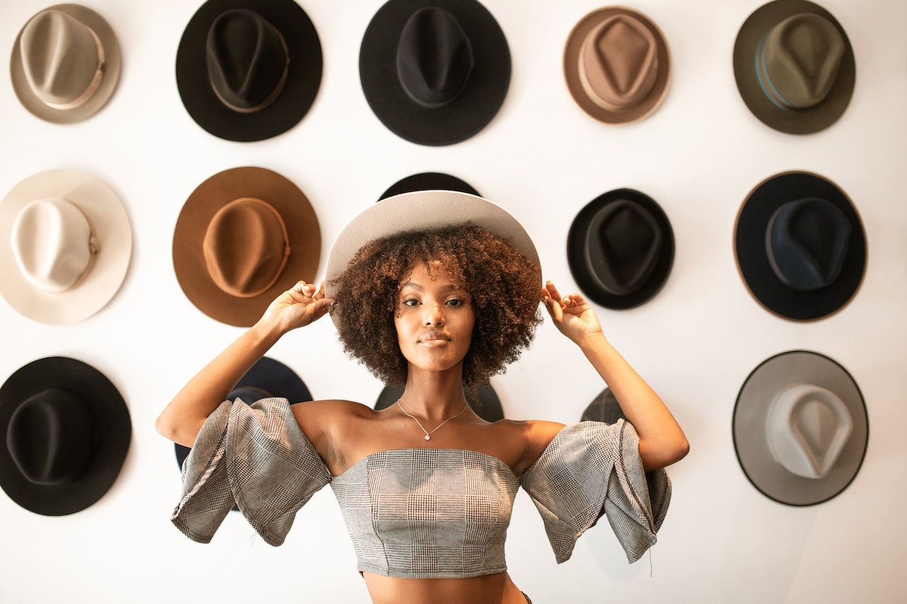 Discover Your Ideal Hat Style Based on Your Face Shape