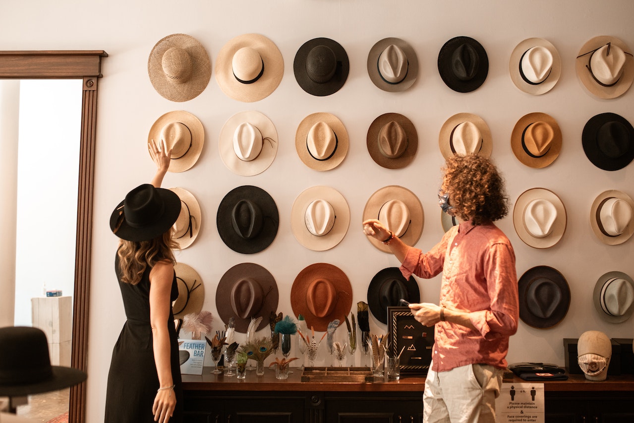 fedora vs bucket hat