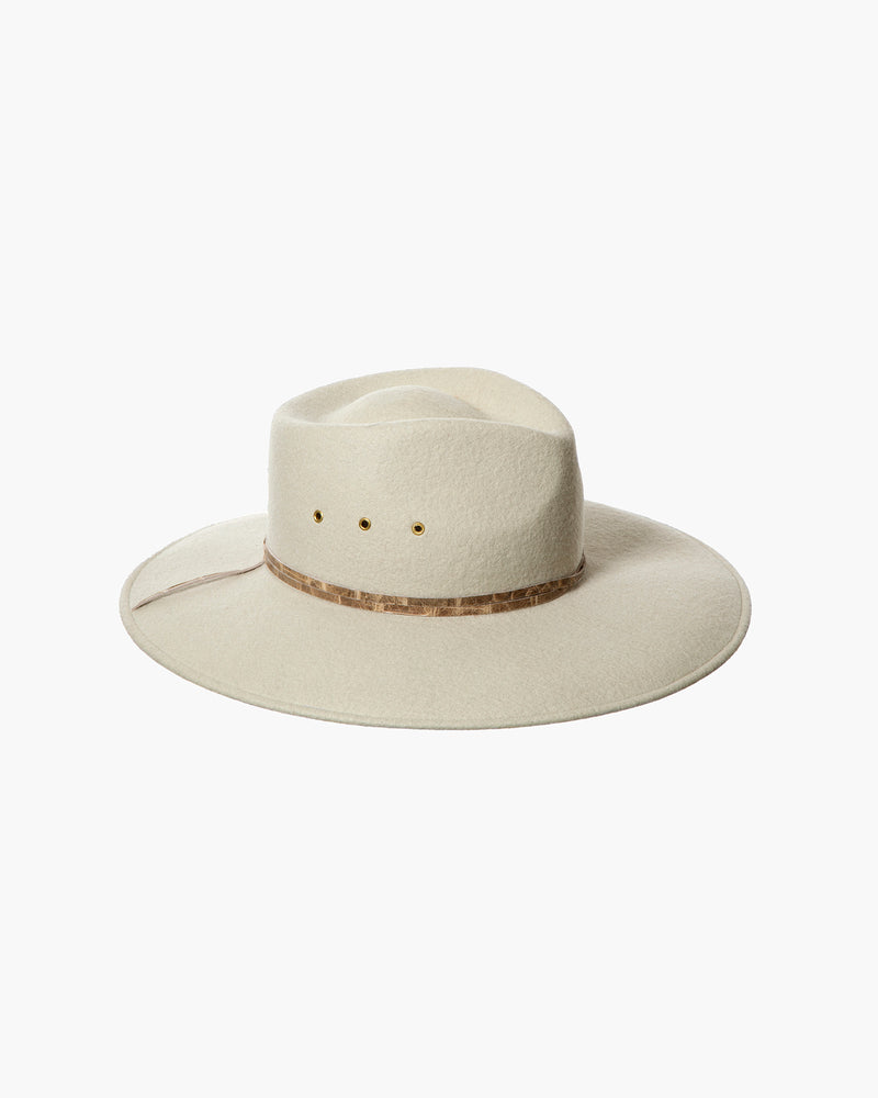 Shop All Wedding Hats I Eric Javits | Eric Javits display picture 1