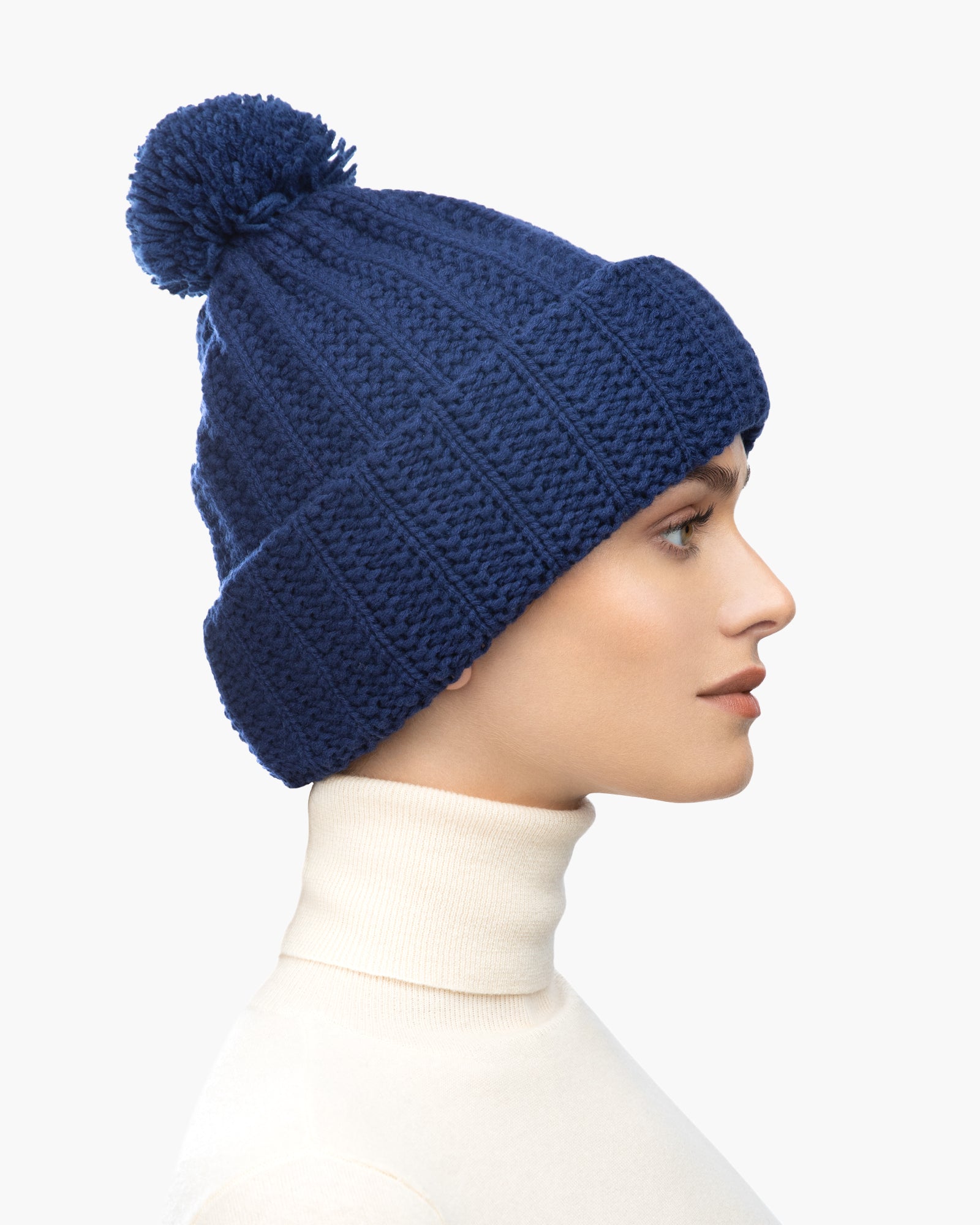 Beanie Sapphire Eric Javits
