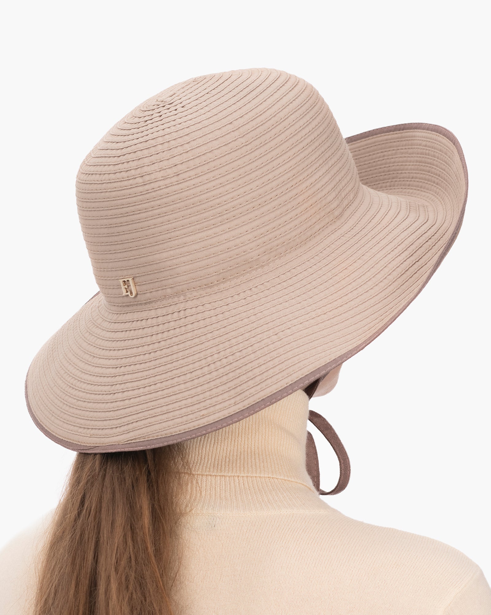 Ribbon Skimmer Taupe Mix Eric Javits