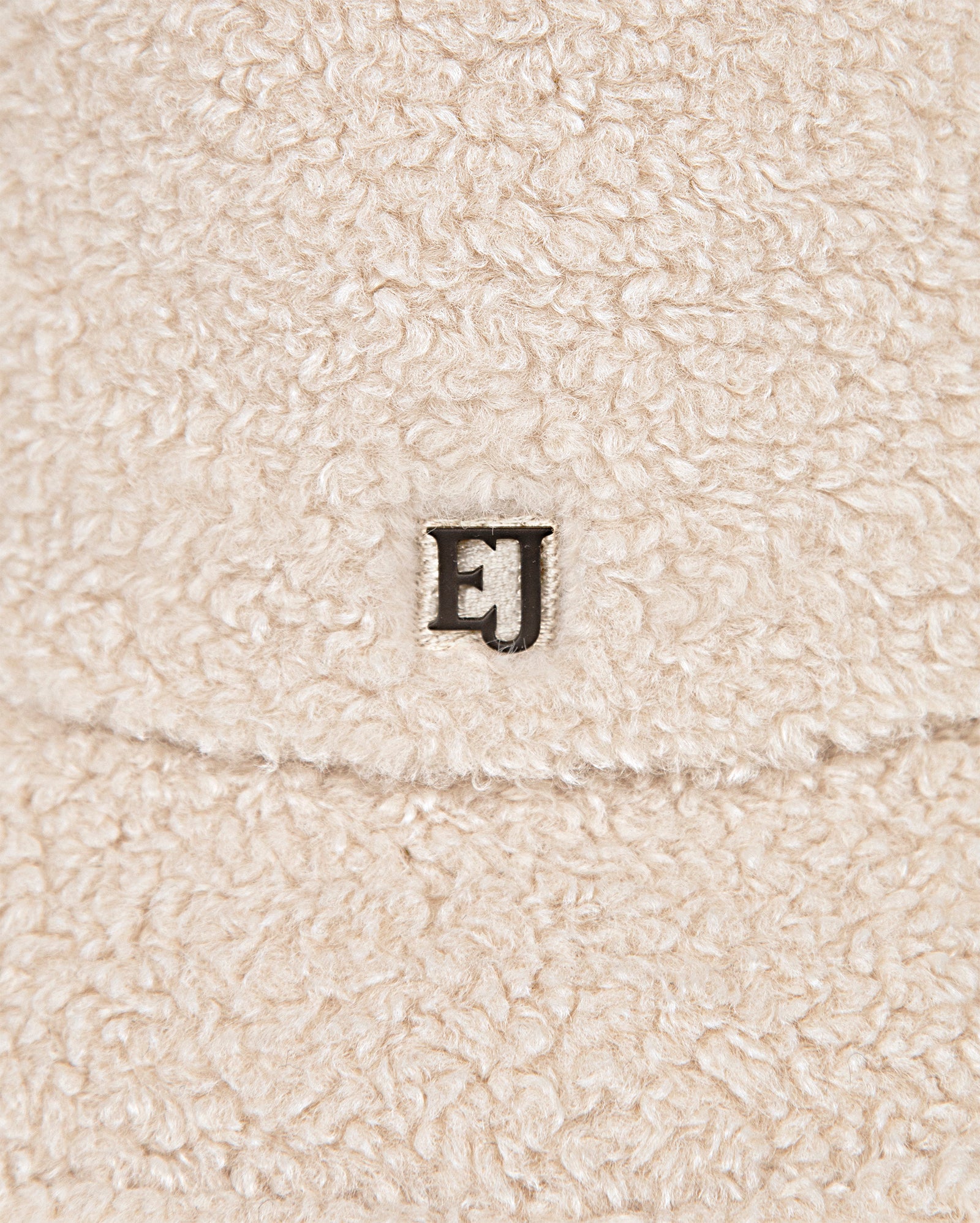 LAMB BUCKET Cream ERIC JAVITS