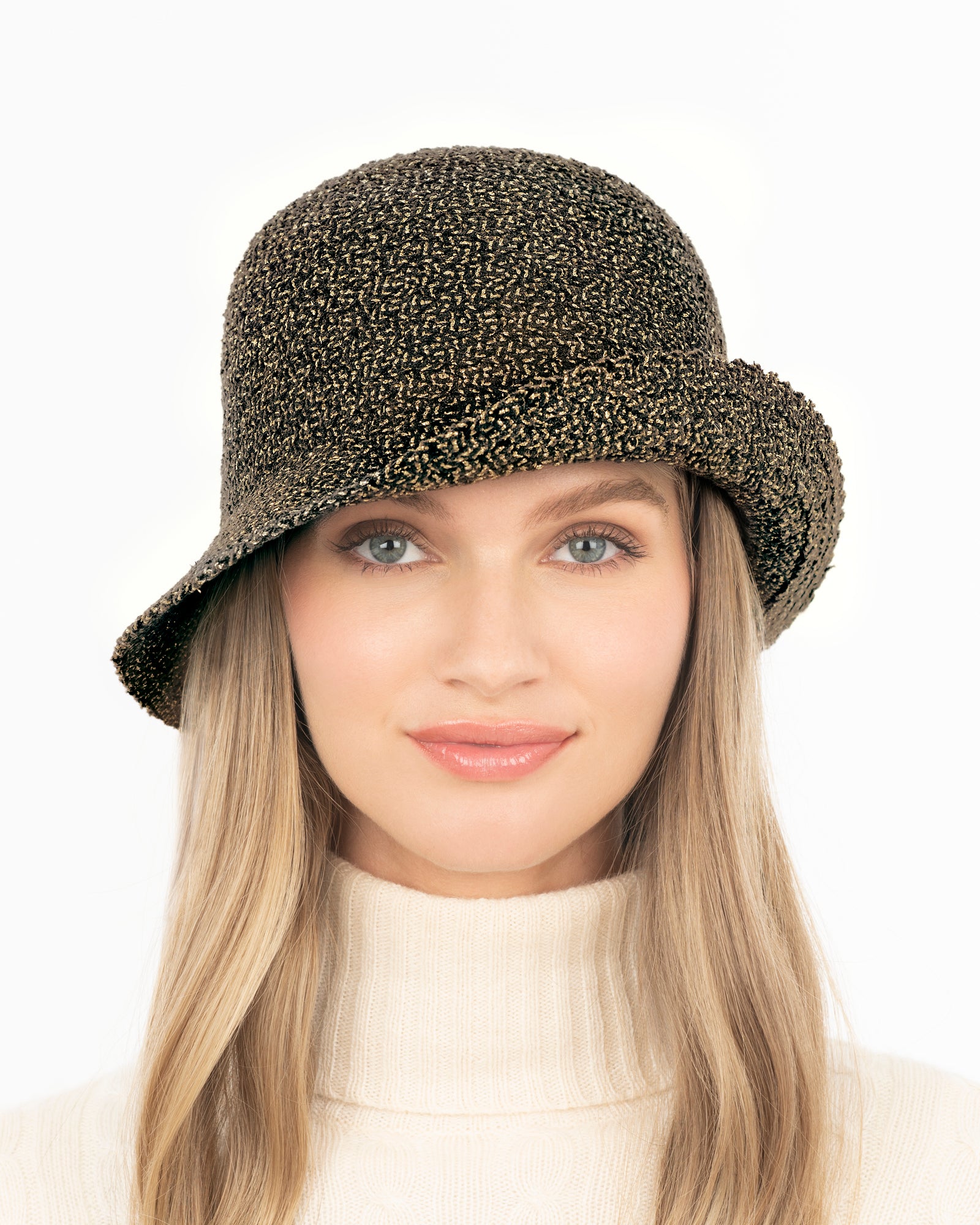 Shenia Pith Black Gold Eric Javits