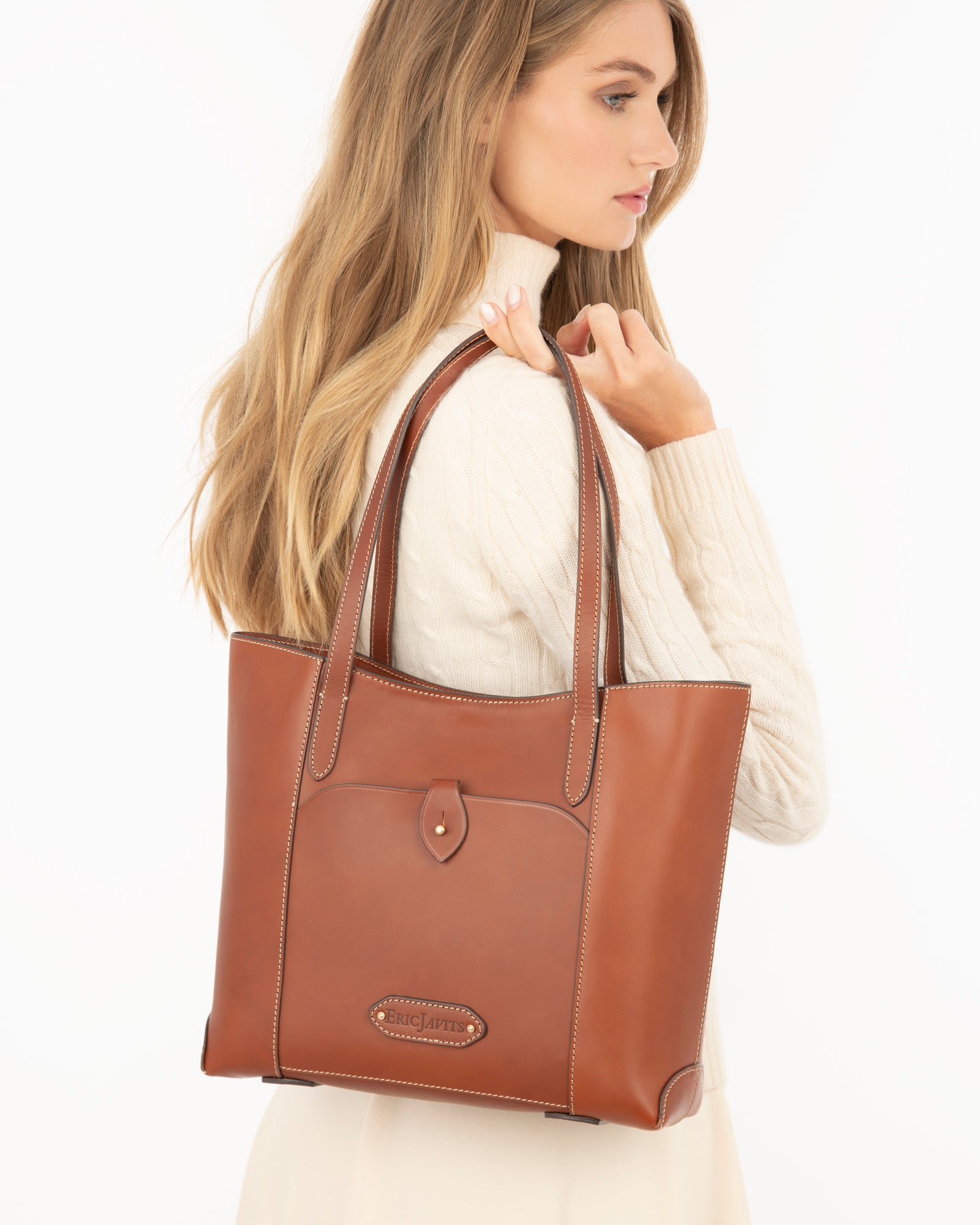 FW24_23558_VOLARE_SADDLE_SHOUL