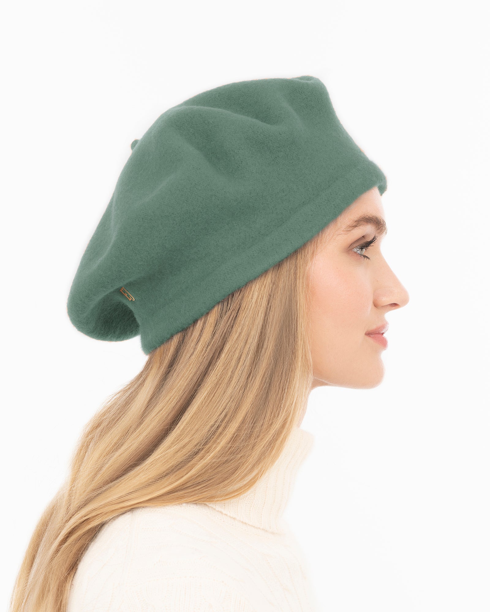 Tanya beret Basil Eric Javits