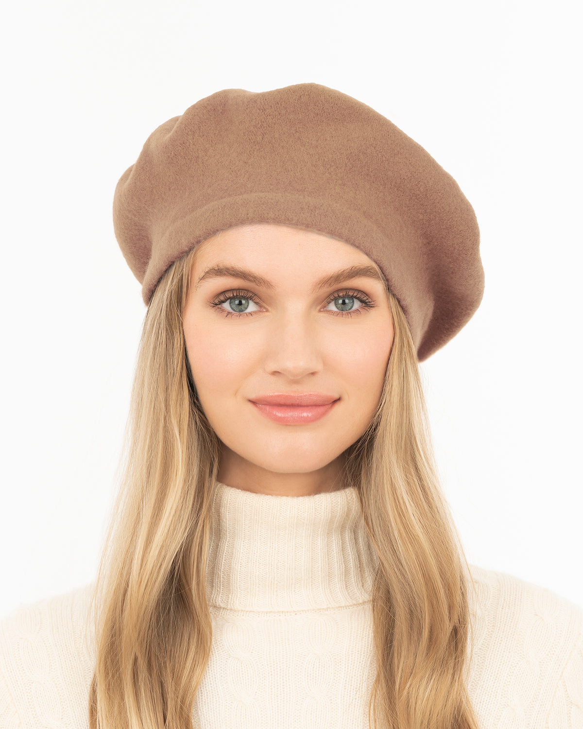 Tanya beret Camel Eric Javits