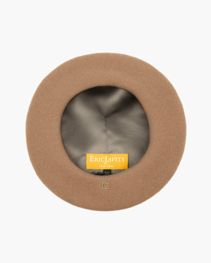 Tanya beret Camel Eric Javits