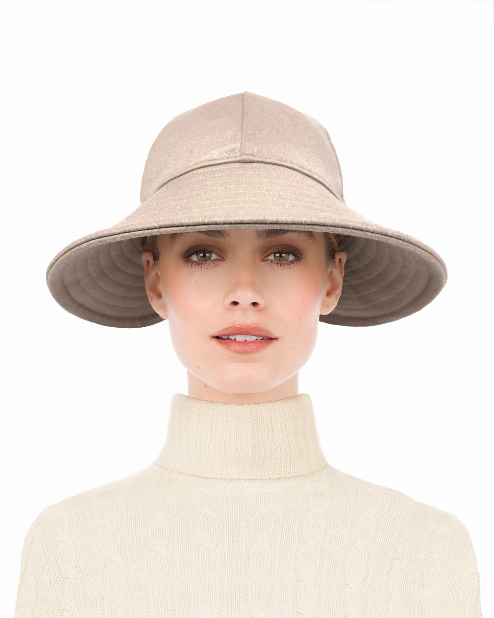 Callie D'Hiver Blone Eric Javits