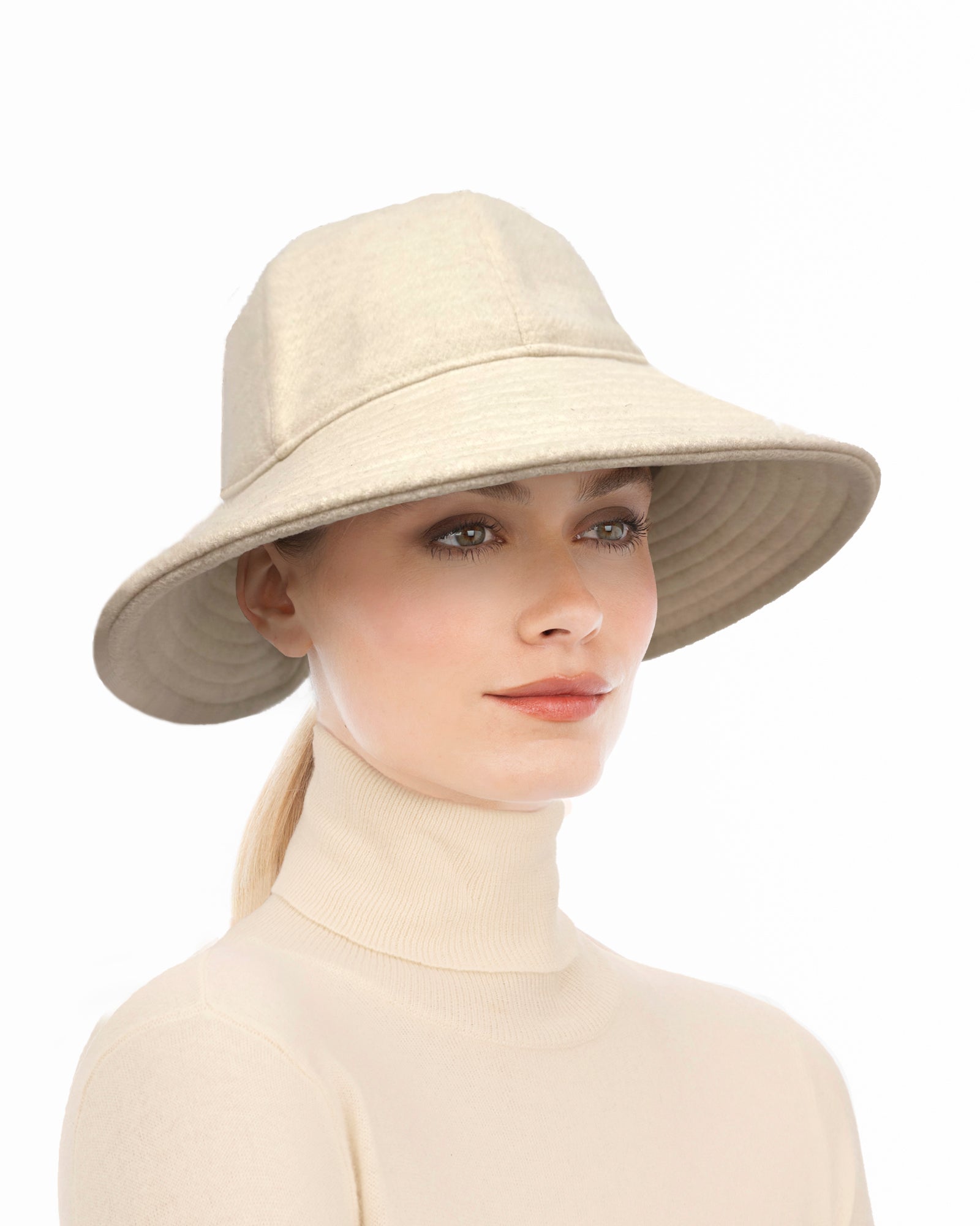 Callie D'Hiver Cream Eric Javits