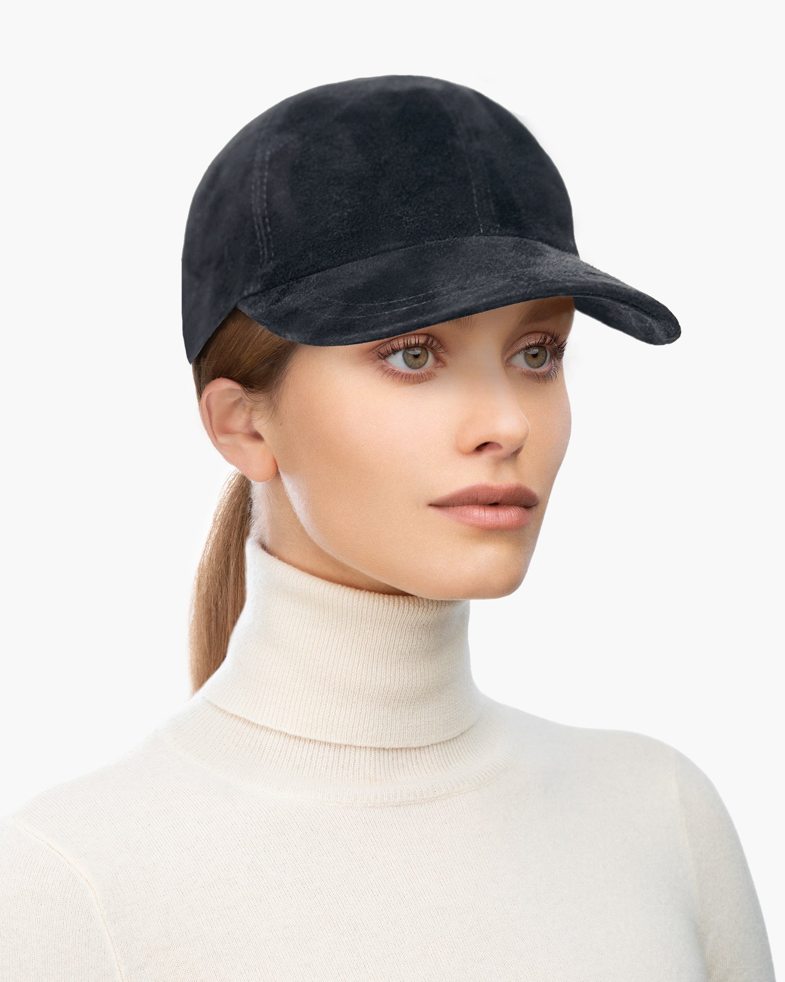 FW25_14050_SUEDE_FENWAY_CAP_BL