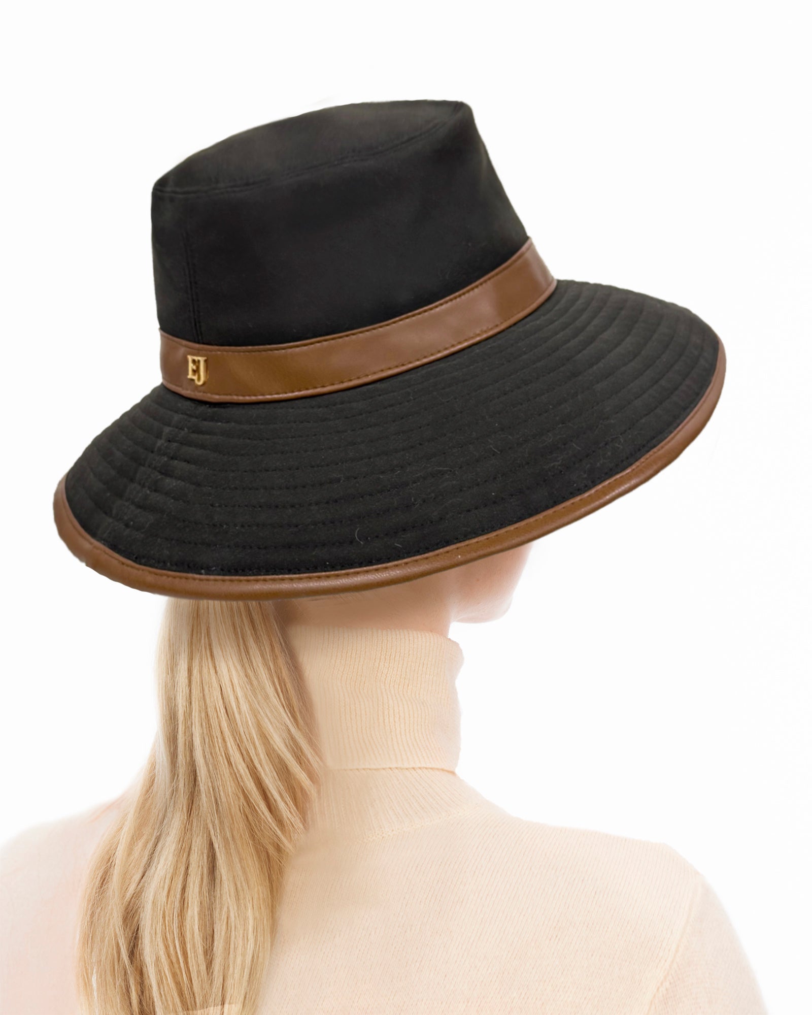 Petra Rain II Black/Saddle Eric Javits