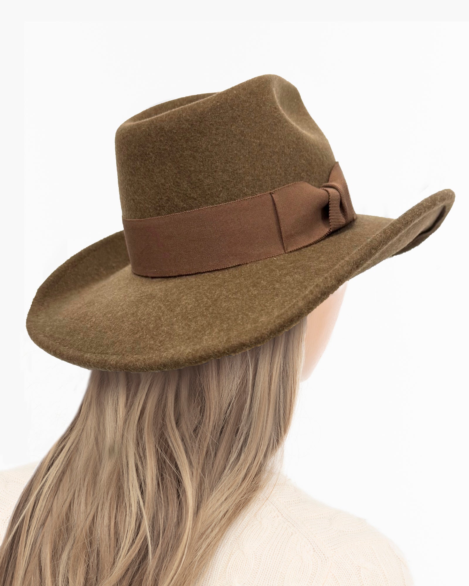 Dakota Tabac Eric Javits