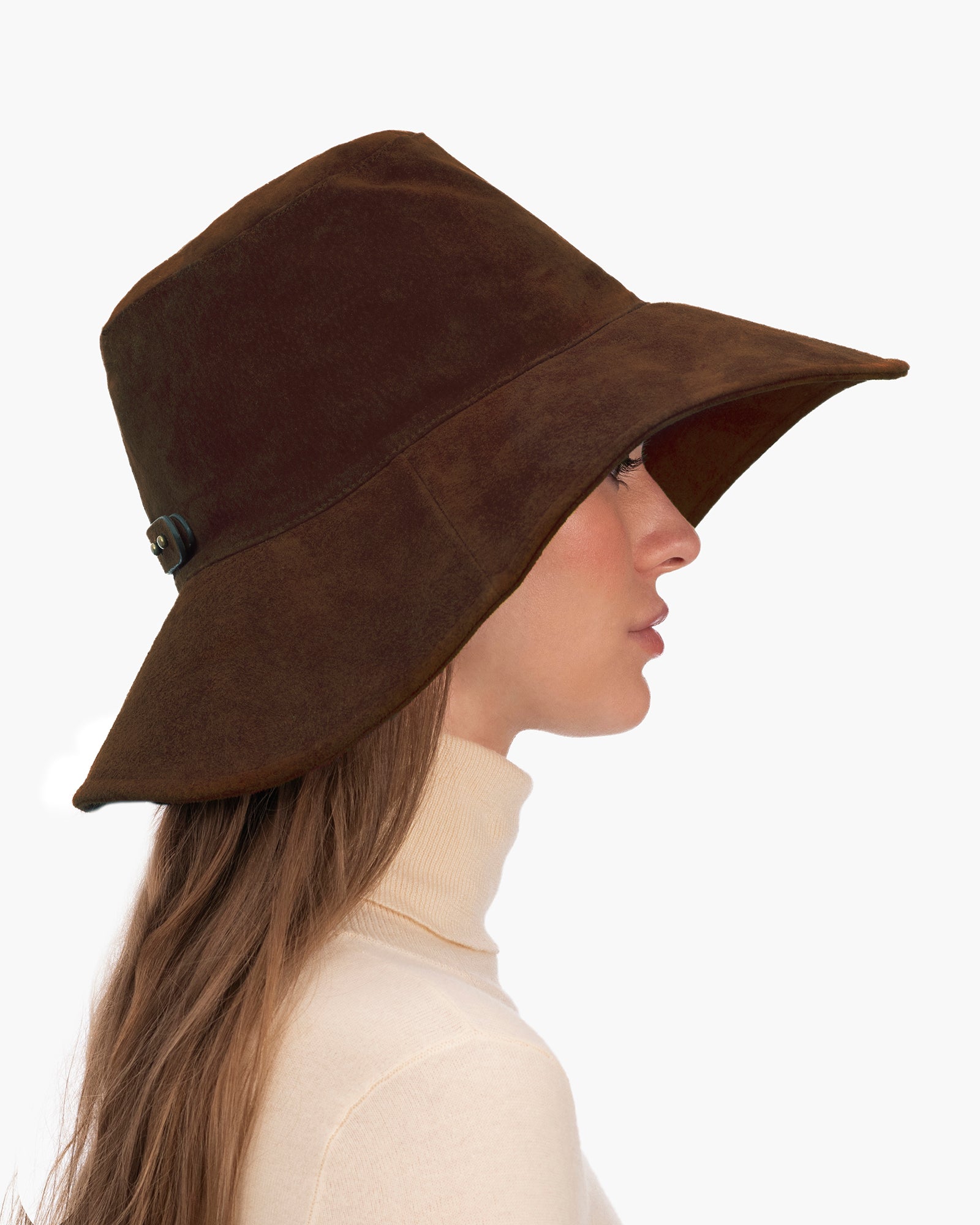 Anette Suede Bucket Hat