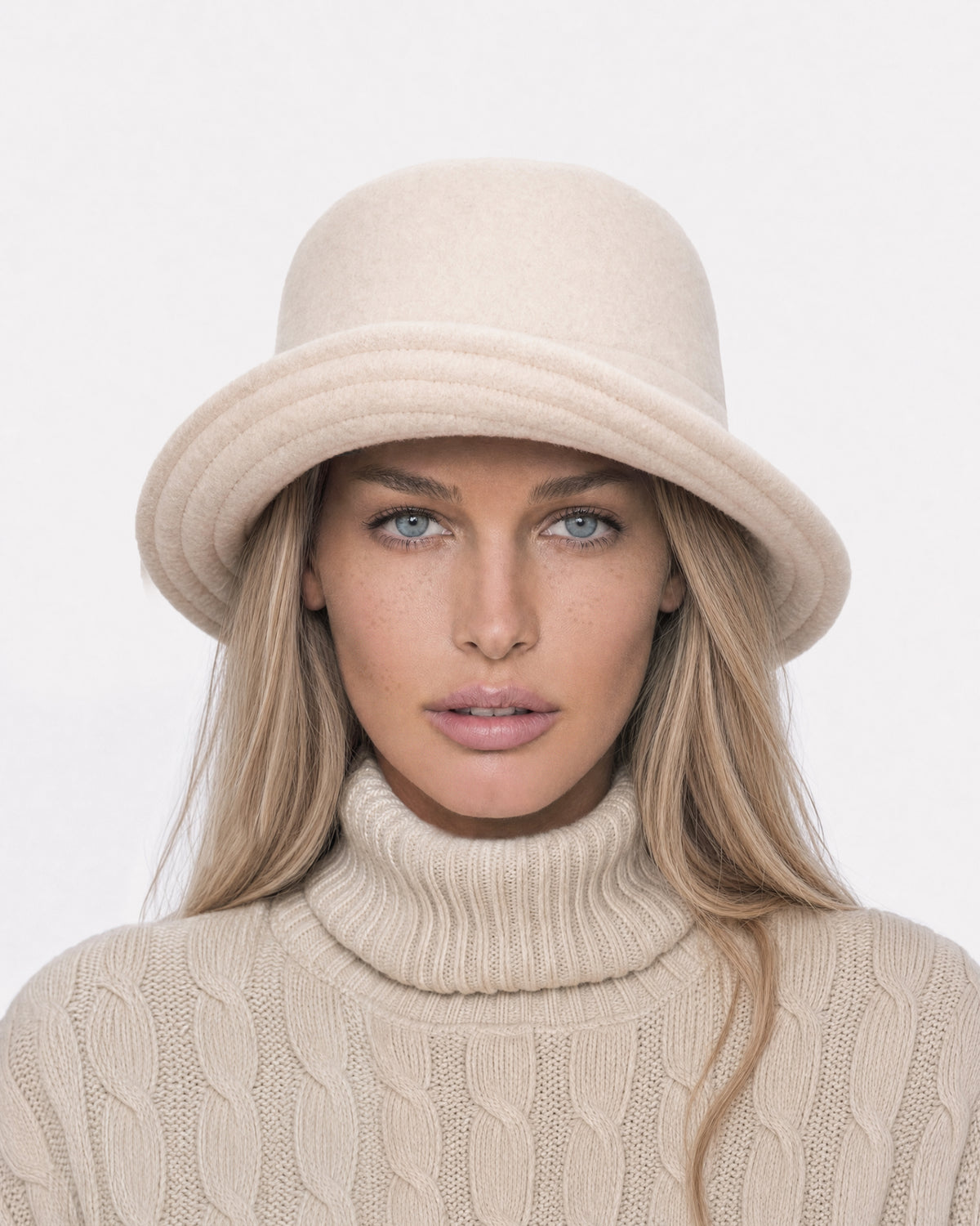 Wool Bucket Soft Cream Eric Javits
