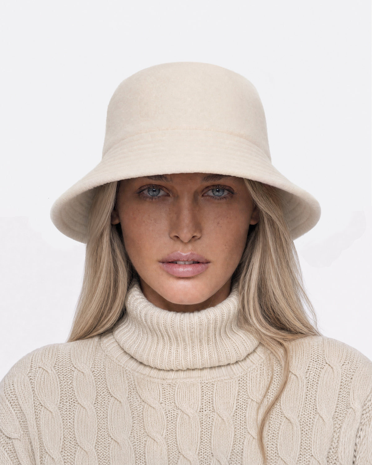 Wool Bucket Soft Cream Eric Javits