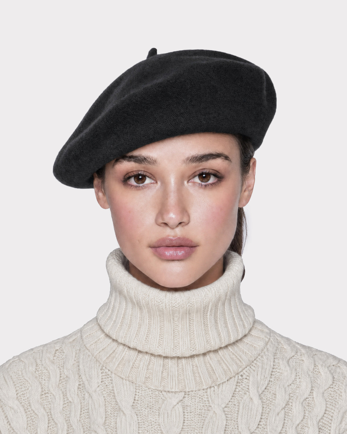 Tanya beret Black Eric Javits