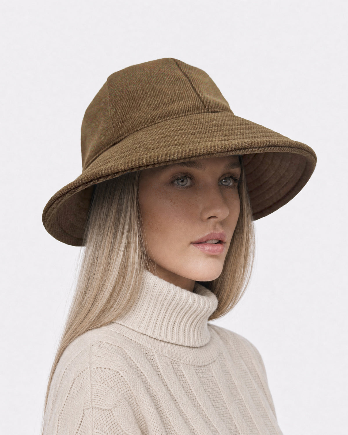 Callie D'Hiver Brown Eric Javits
