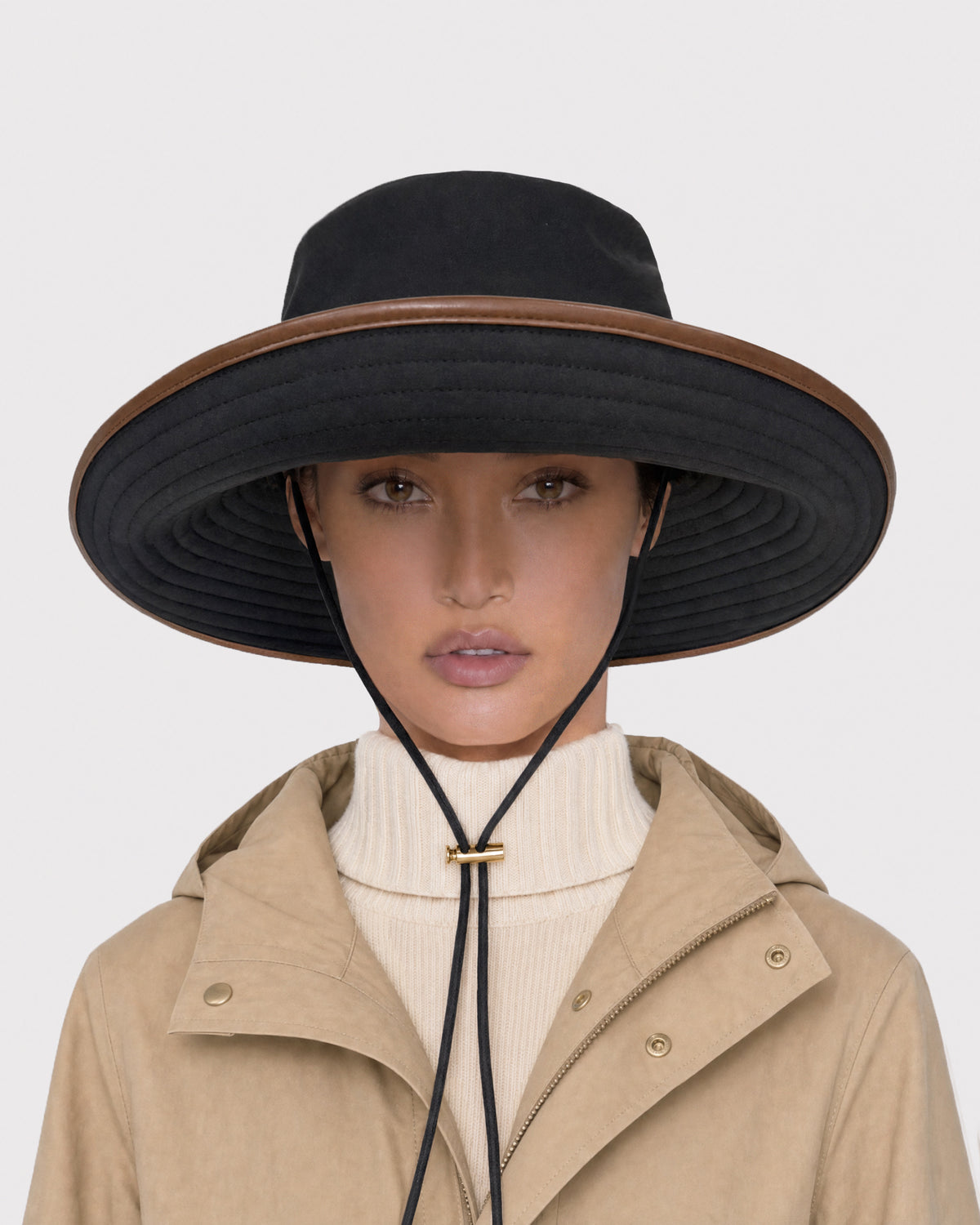 Petra Rain II Black/Saddle Eric Javits