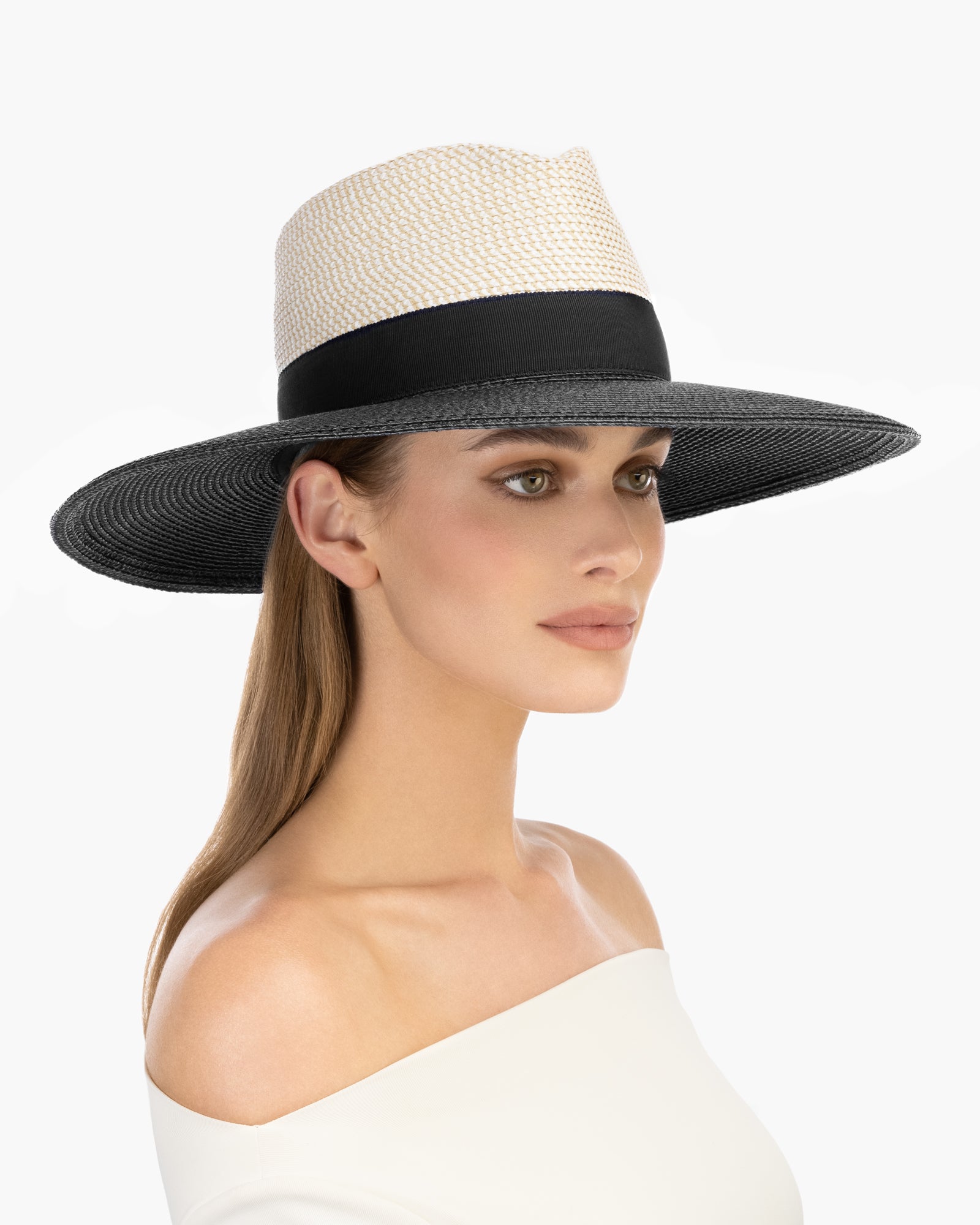 Lady Daphne White Mix/Black Eric Javits