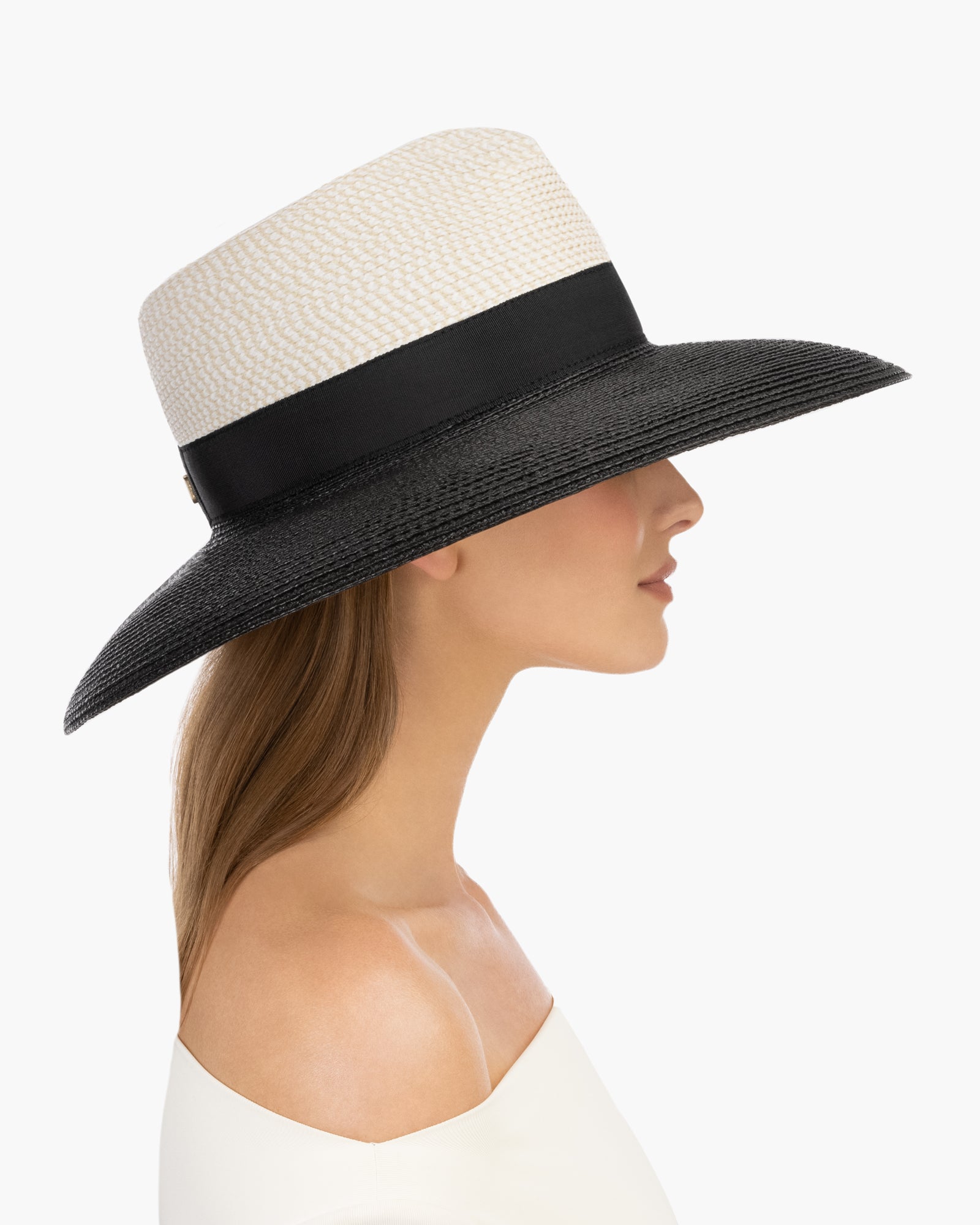 Lady Daphne White Mix/Black Eric Javits