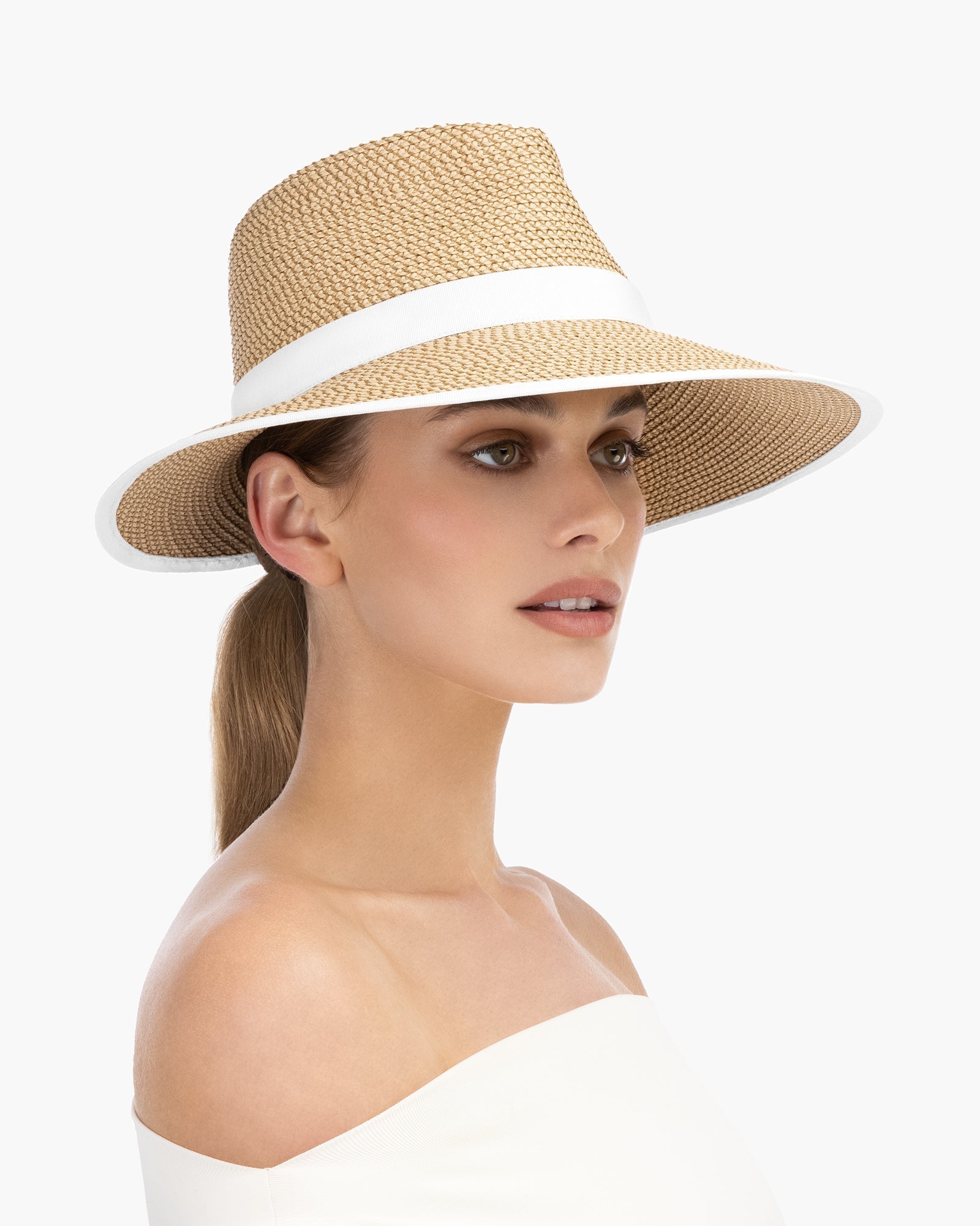 Suncrest Peanut/White Eric Javits