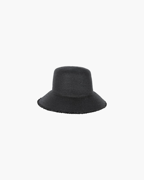SS23_13296_SQ_BUCKET_BLK_LEAD_