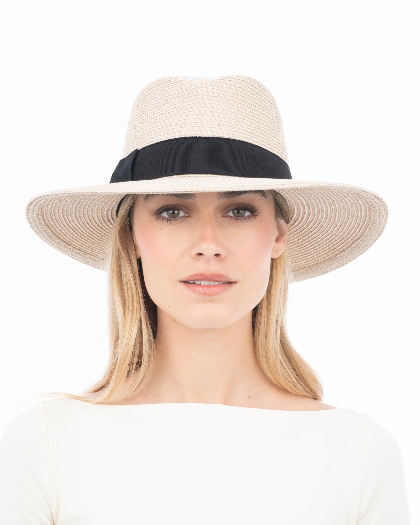 Squishee® Instinct Cream/Black Eric Javits