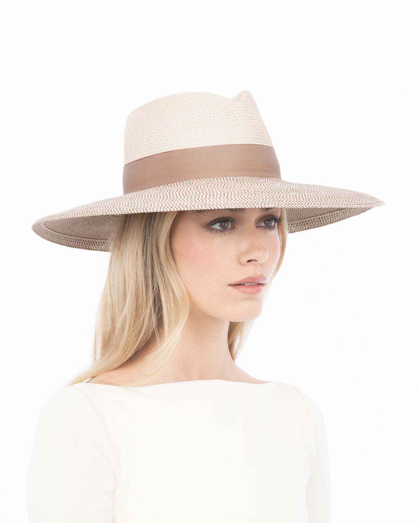 Lady Daphne Cream/Latte Eric Javits 