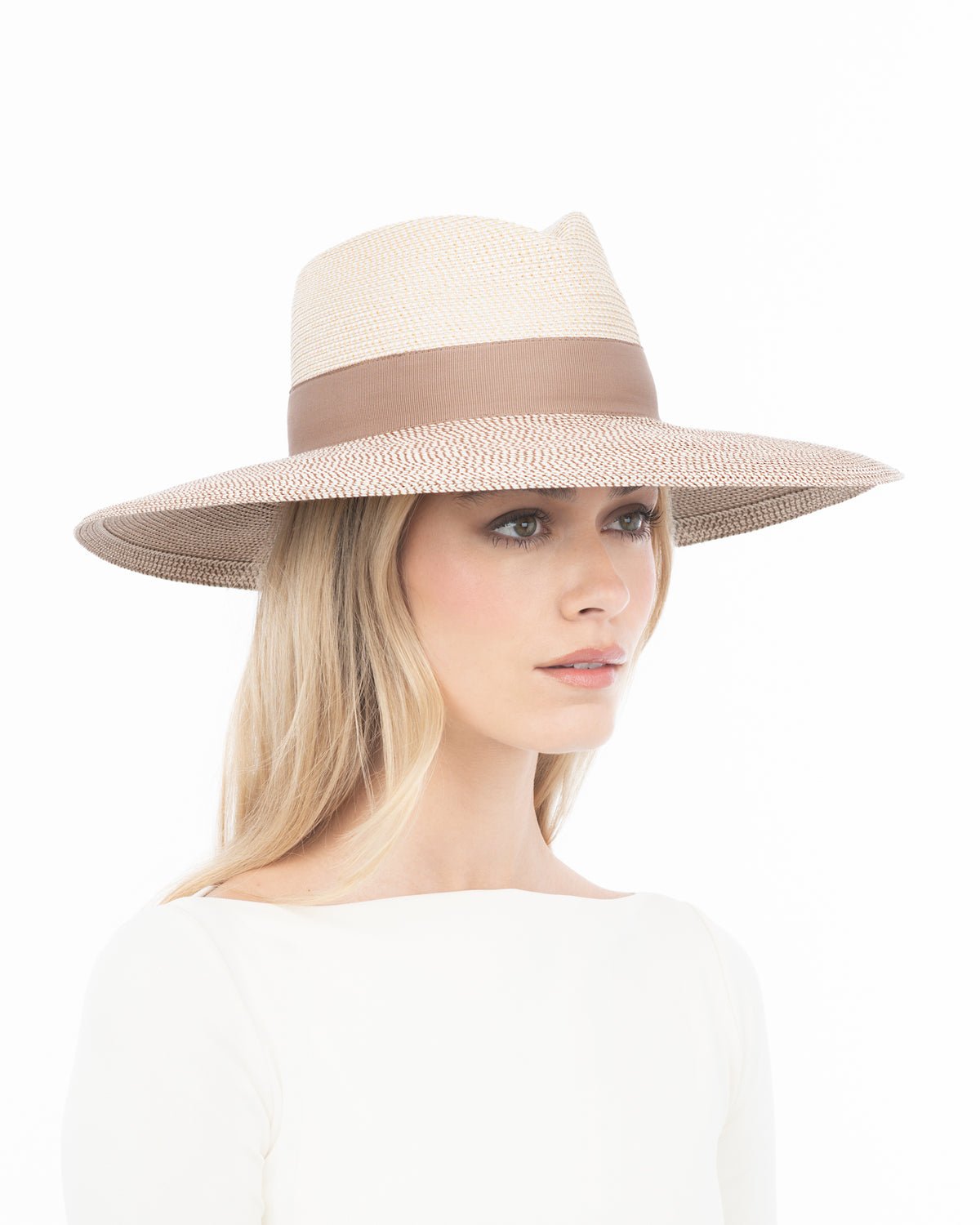 Lady Daphne Cream/Latte Eric Javits 