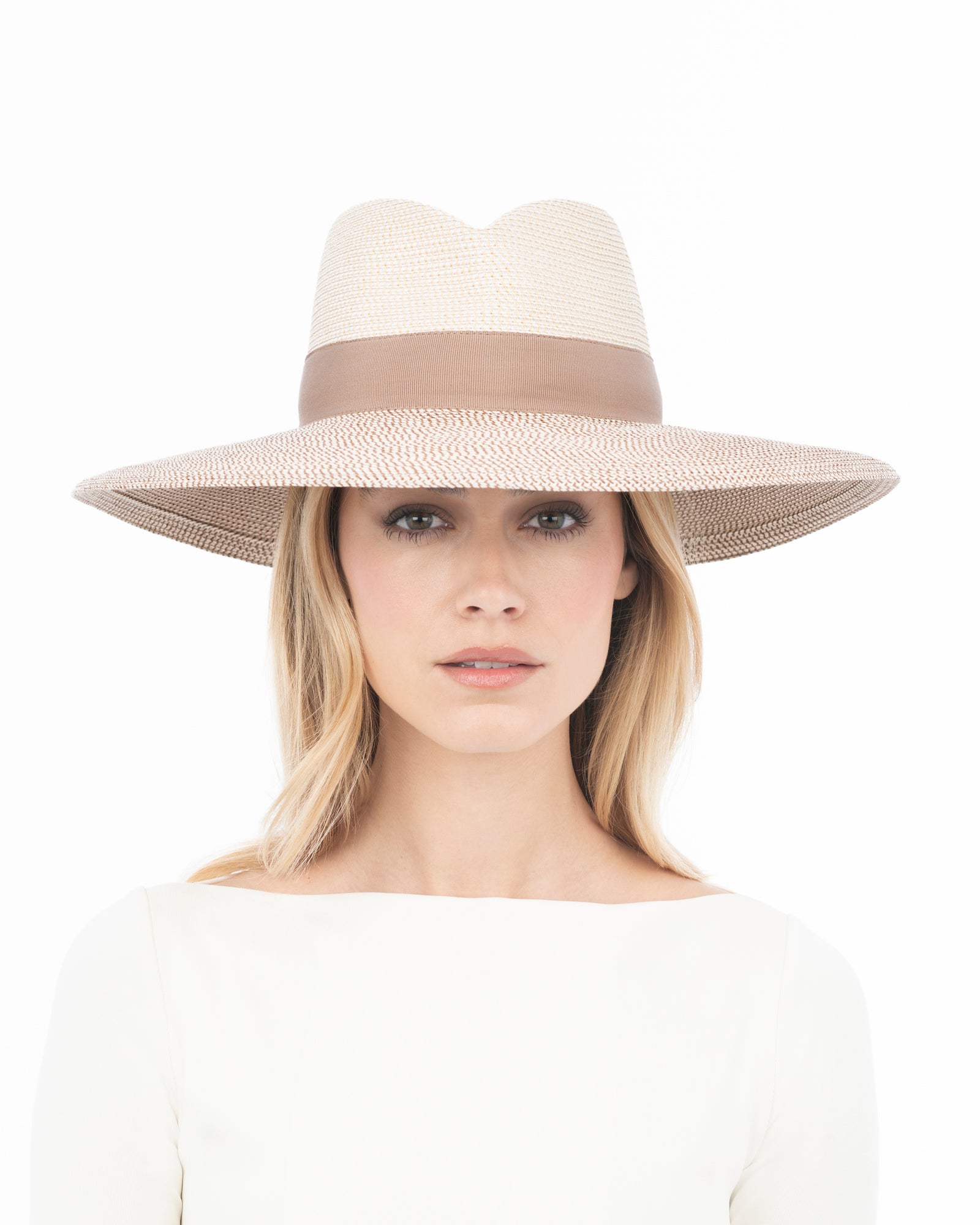 Lady Daphne Cream/Latte Eric Javits 