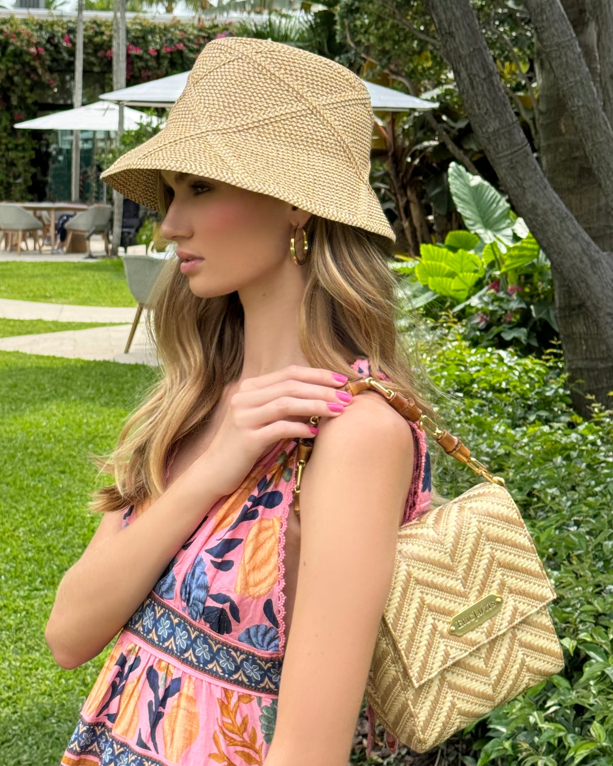 Portofino | Bamboo Chain handle | Straw | Eric Javits
