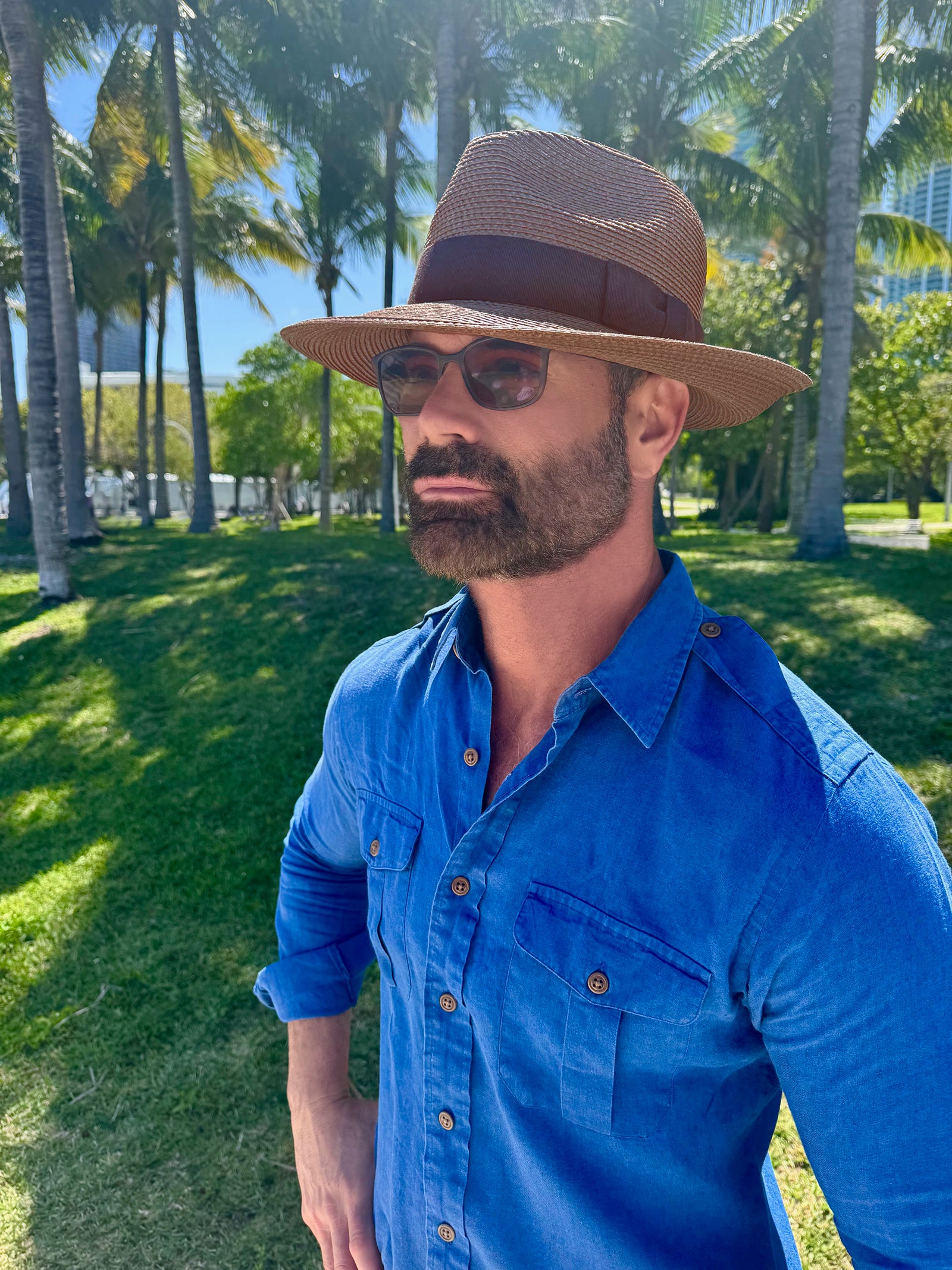 Sammy Cafe Eric Javits