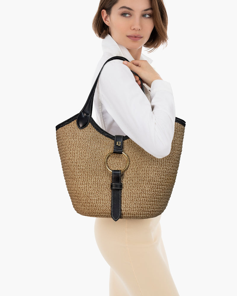 Trek Tote Natural/Black Eric Javits