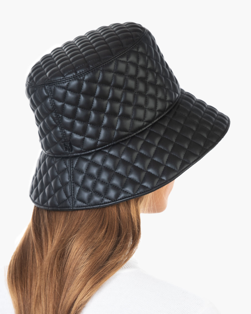 LEEZ Women Leather Bucket Hat - Ivory