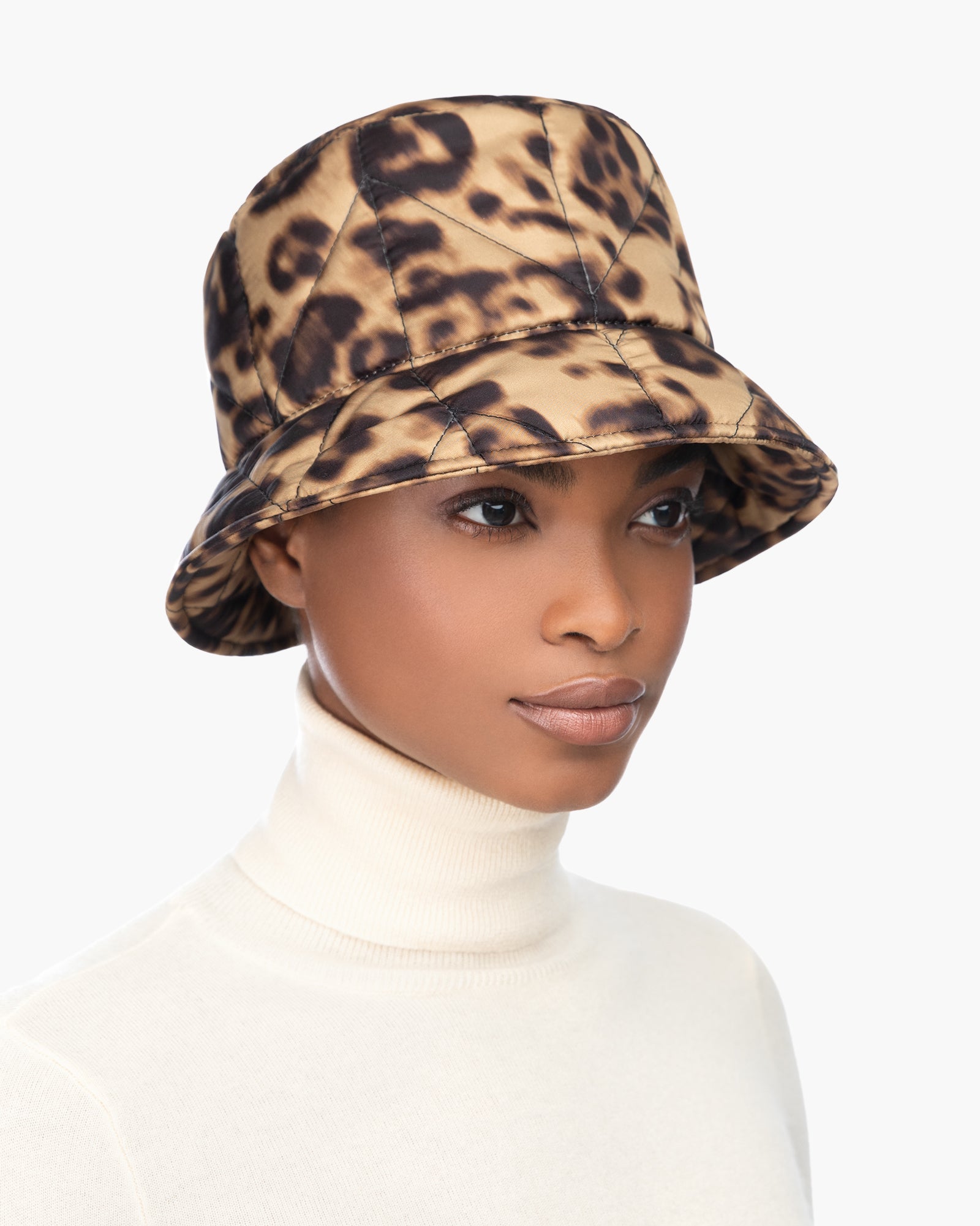 Chevra Bucket Jaguar Eric Javits