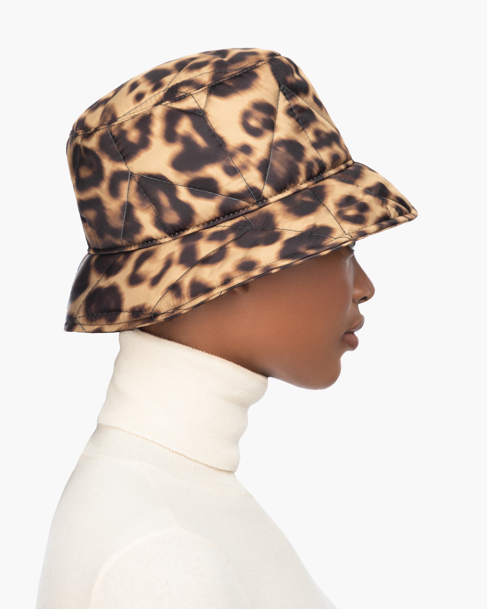 Chevra Bucket Jaguar Eric Javits