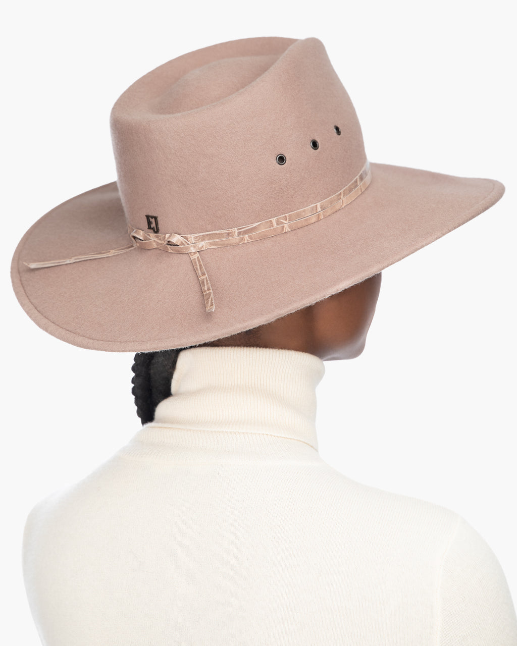 Jade Almondine Eric Javits