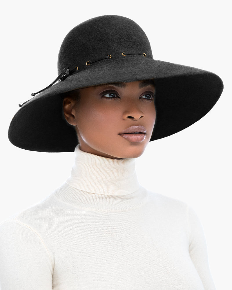 Victoria Black Eric Javits
