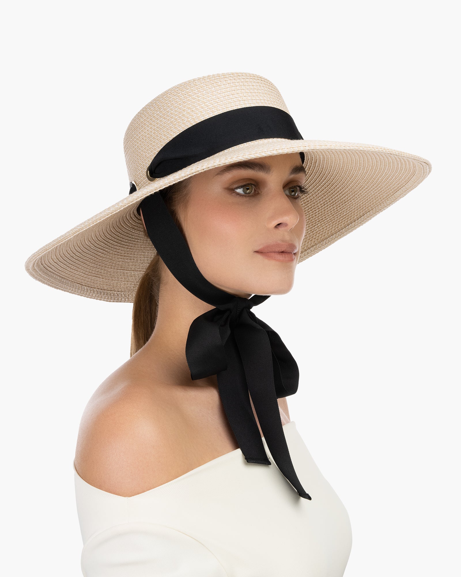SS22_12993_ARTISIA_CREAM_BLACK