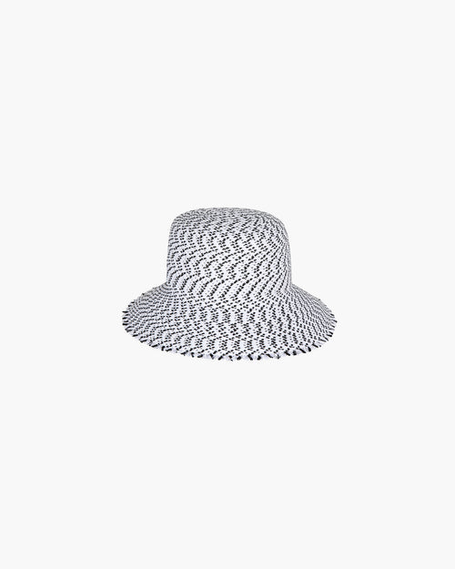 SS22_13296_SQ_BUCKET_WHT_BLK_M  display picture 3