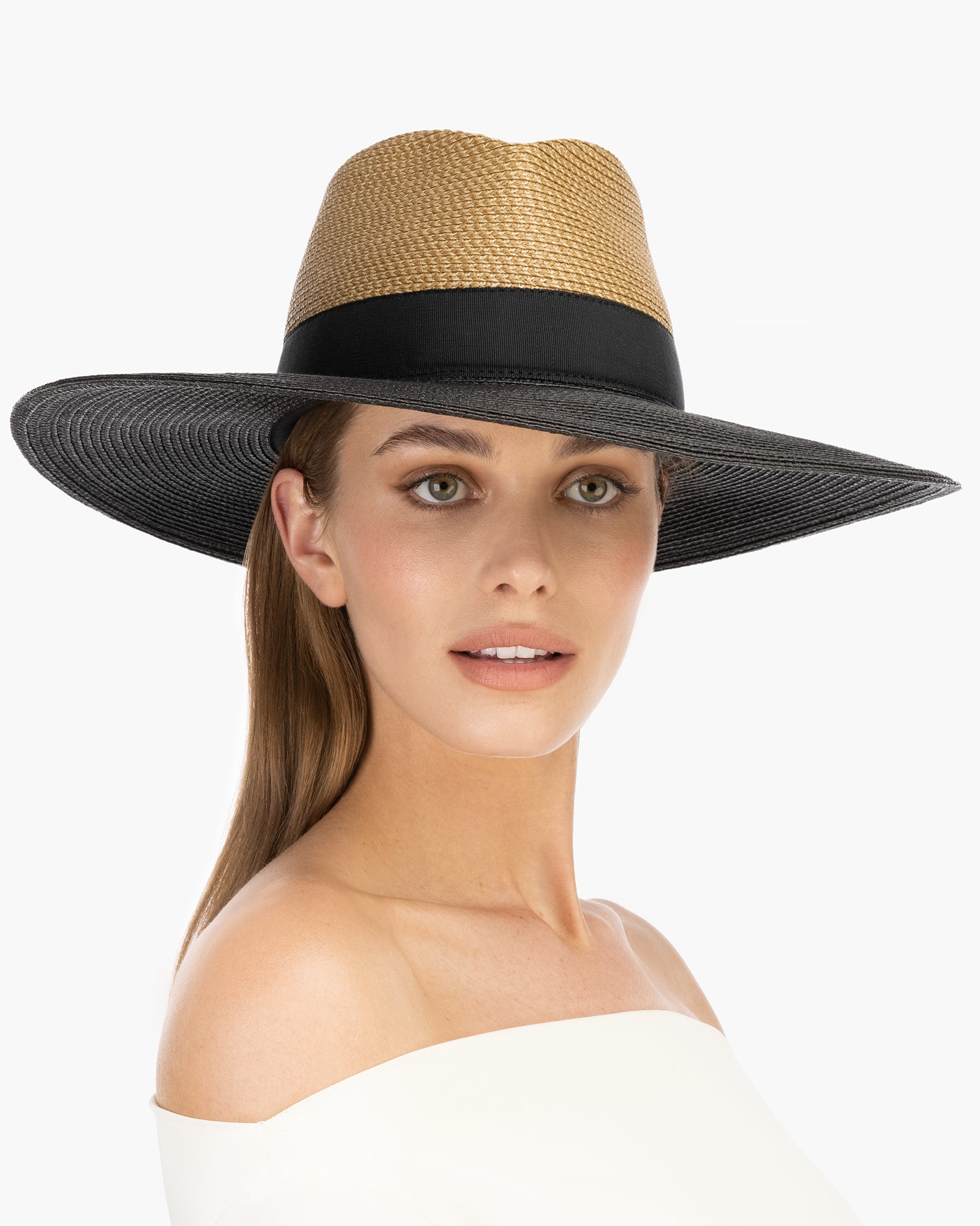 Lady Daphne Natural/Black Eric Javits