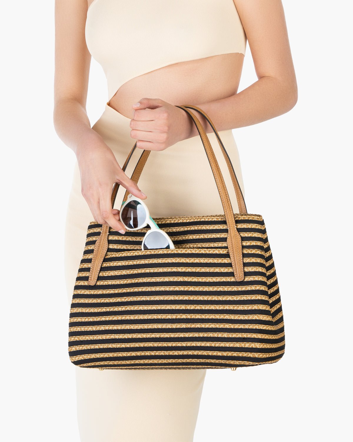 SQUISHEE® ISLA STRAW BAG Black Mix Eric Javits