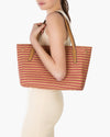 SQUISHEE® ISLA STRAW BAG Salmon Mix Eric Javits